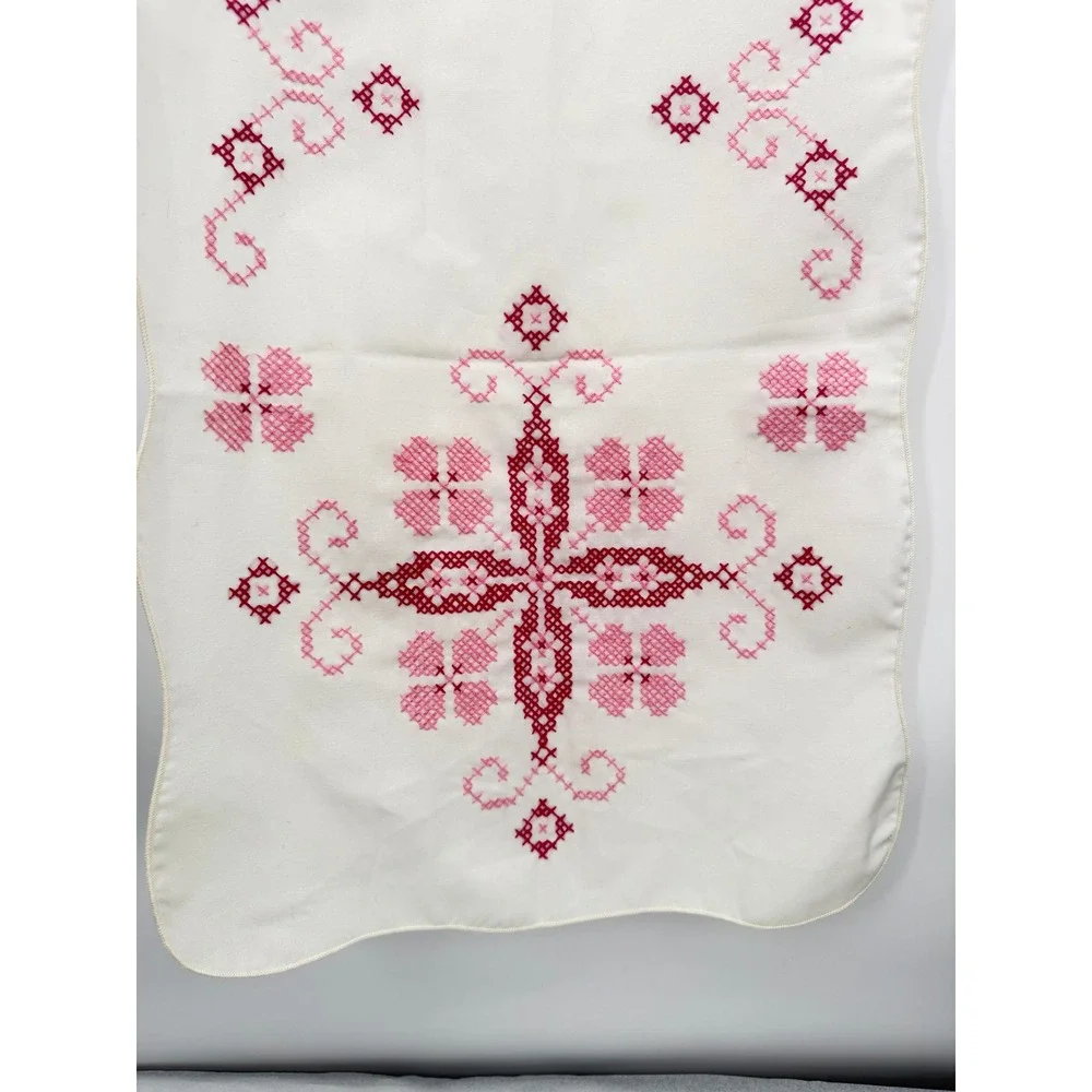 Vintage Embroidered Table Runner Dresser Scarf Cross Stitch Floral 40x14